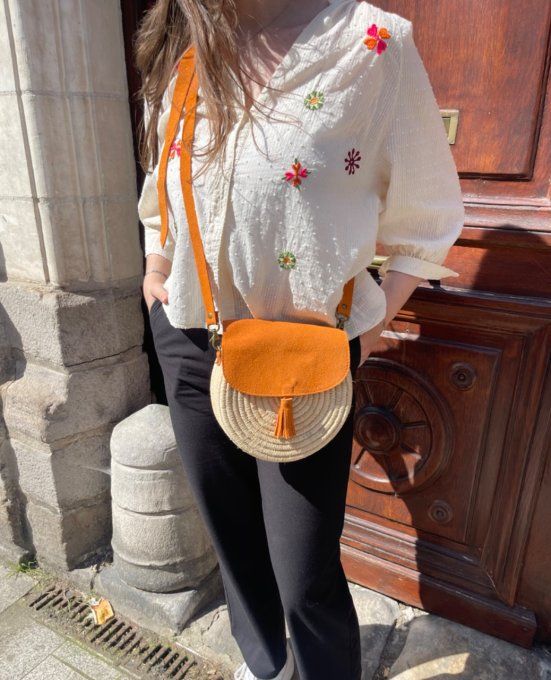 SAC BANDOULIÈRE EN RAPHIA ET DAIM - ORANGE