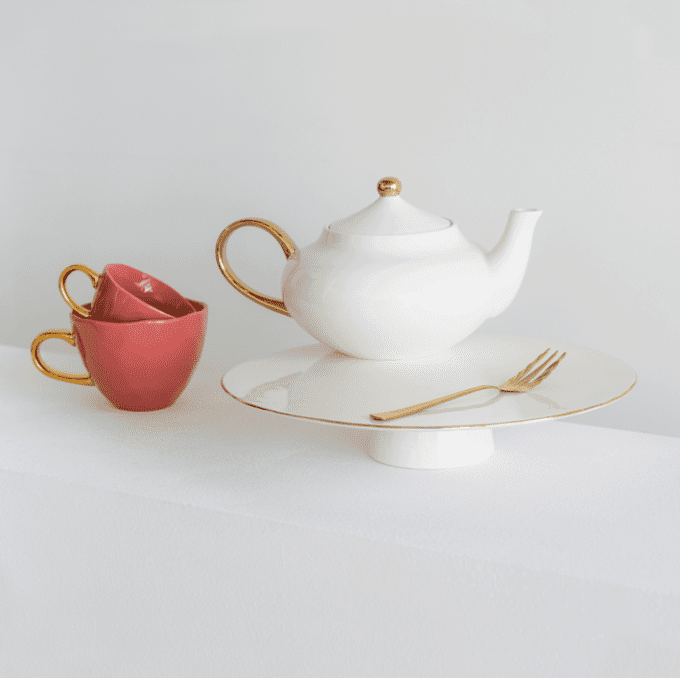 THÉIÈRE PORCELAINE TEA POT - WHITE & GOLD