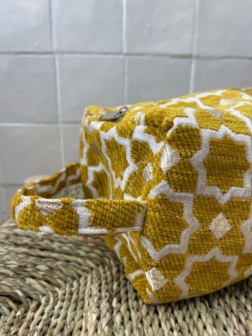 VANITY - TROUSSE DE TOILETTES EN VELOURS BRODÉ - JAUNE